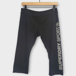 Superdry Sport Gym Core Cycle Shorts Medium